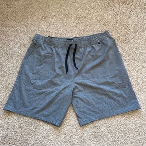 Buckle Veece Shorts
